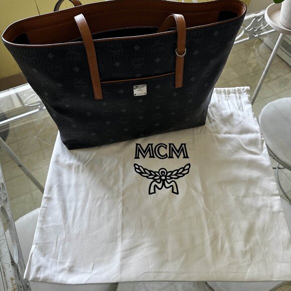 MCM Liz Reversible Shopper Tote (Visetos) - Picture 1 of 5